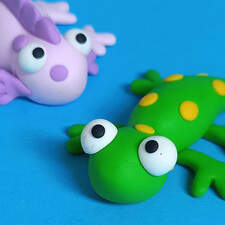 Cute little salamanders for people to have a go at making during my workshop at Assemble 2024- Derby's making festival